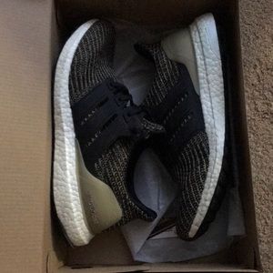 Adidas Ultra Boost Size 8.5